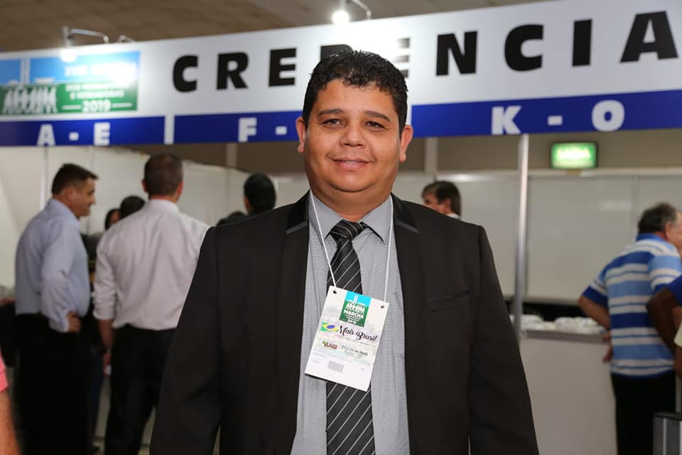 Em BrasÃ­lia, presidente Ricardo participa de Marcha Nacional dos Vereadores