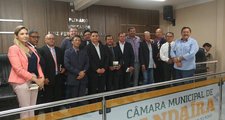 CÃ¢mara Municipal realiza sessÃ£o solene em homenagem ao Dia Municipal do EvangÃ©lico